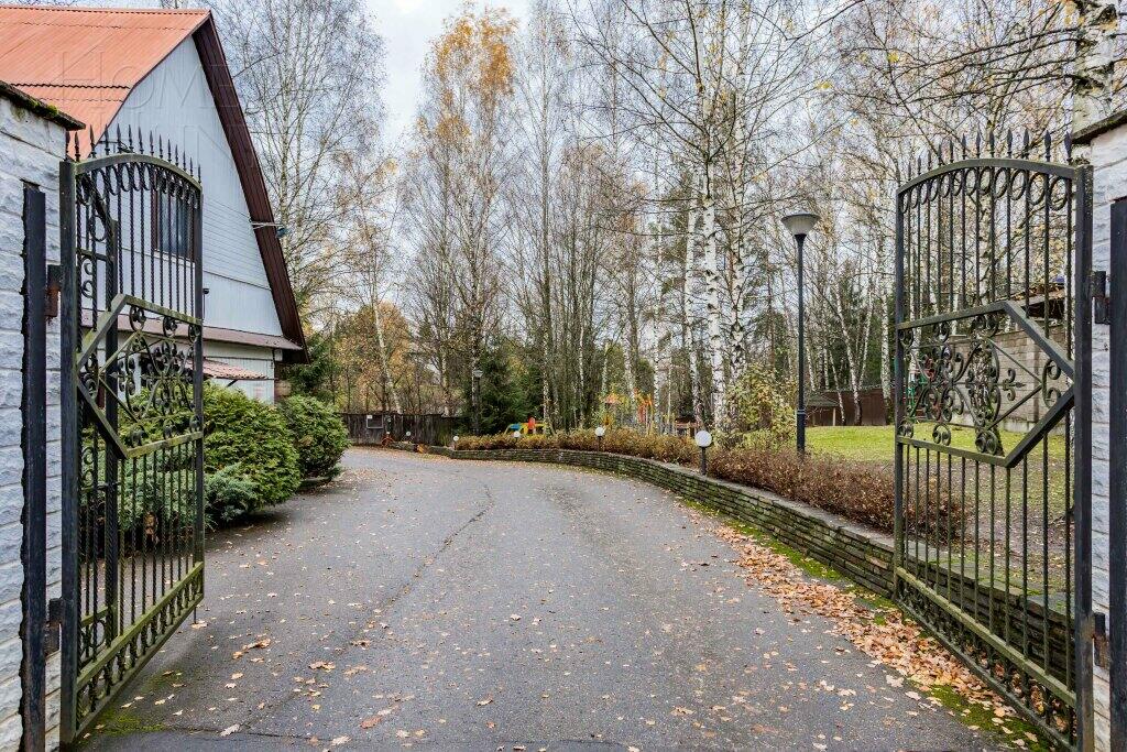 2-этажный коттедж 216 м² с отделкой