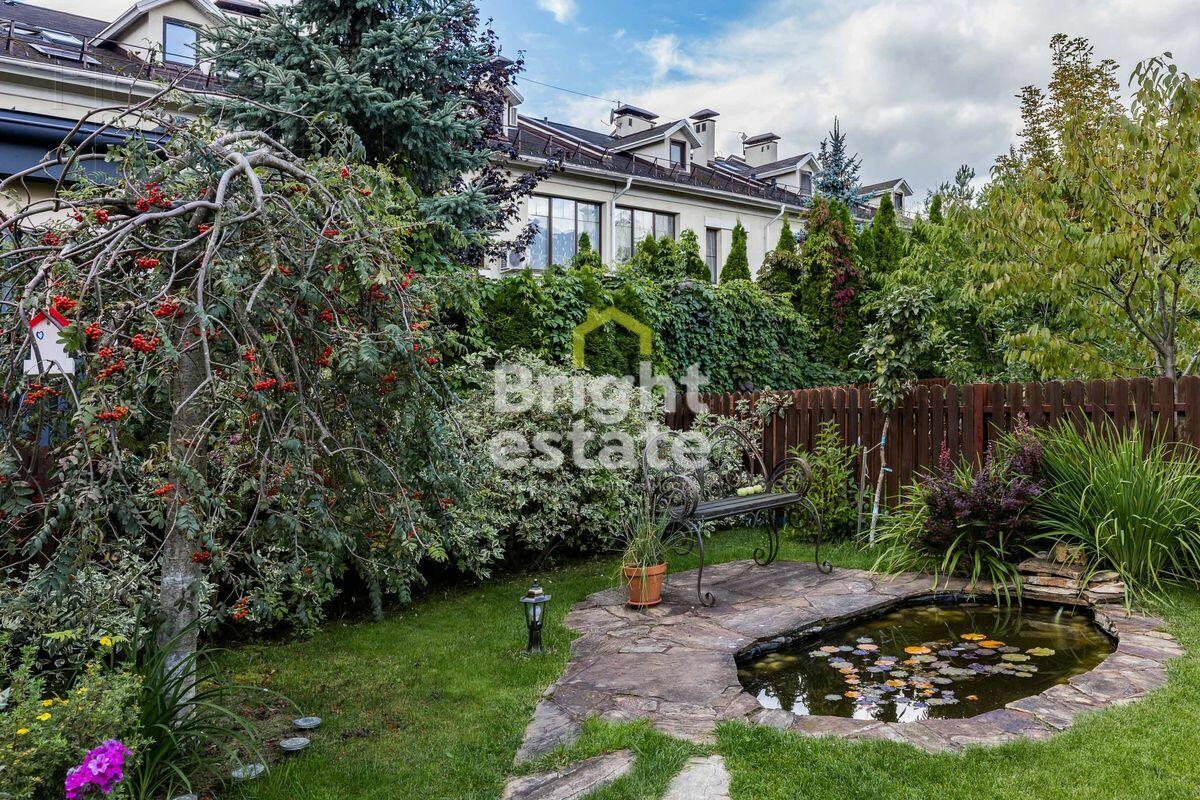 2-этажный таунхаус 220 м² с отделкой