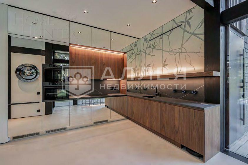 2-этажный коттедж 300 м² с отделкой