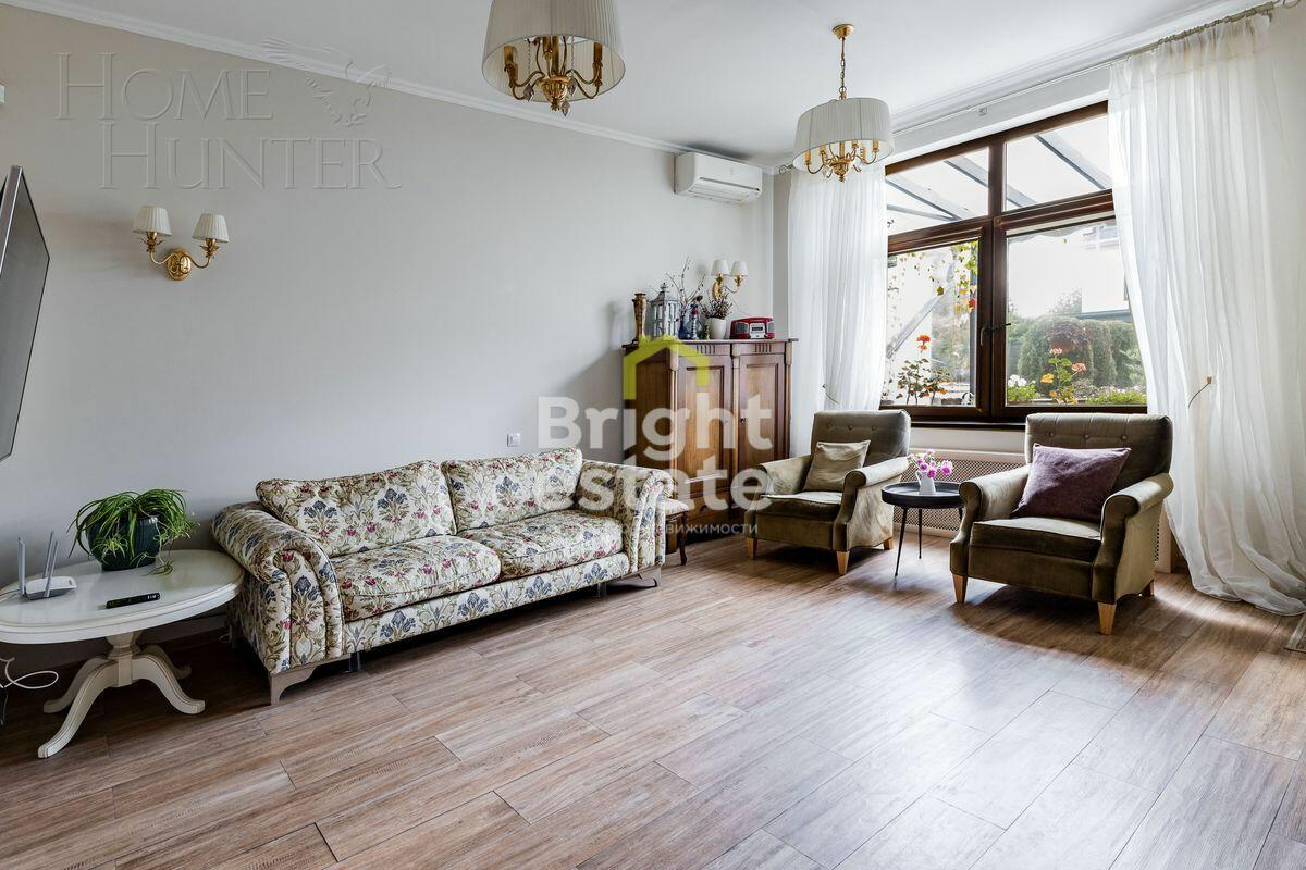 2-этажный таунхаус 220 м² с отделкой