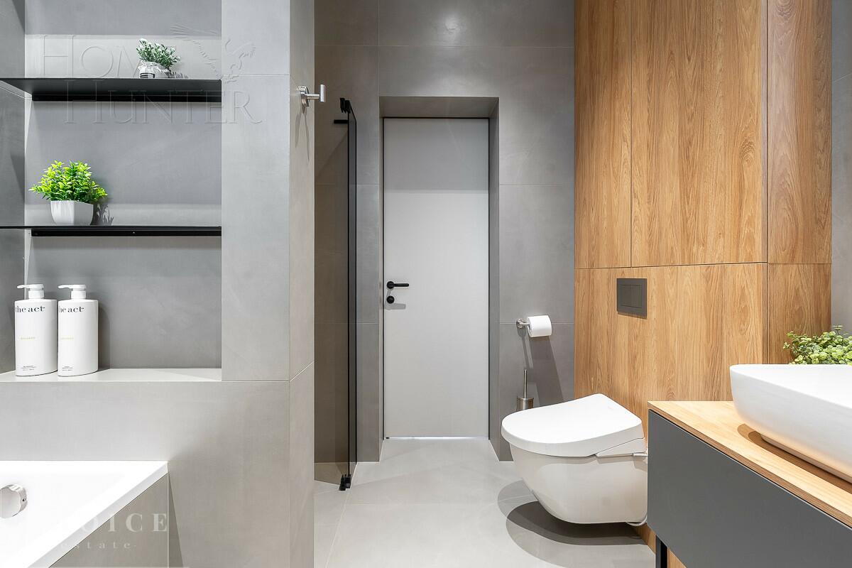 2-этажный коттедж 283 м² с отделкой