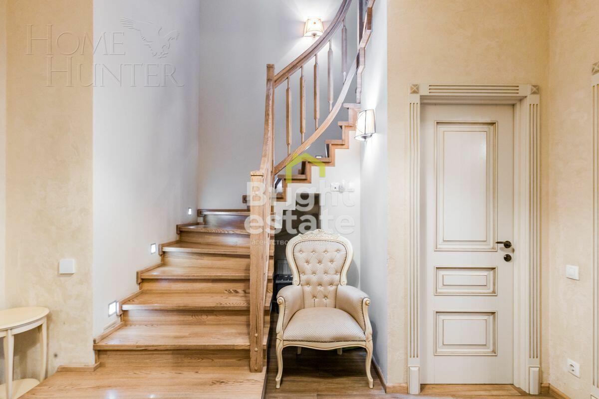 2-этажный таунхаус 220 м² с отделкой