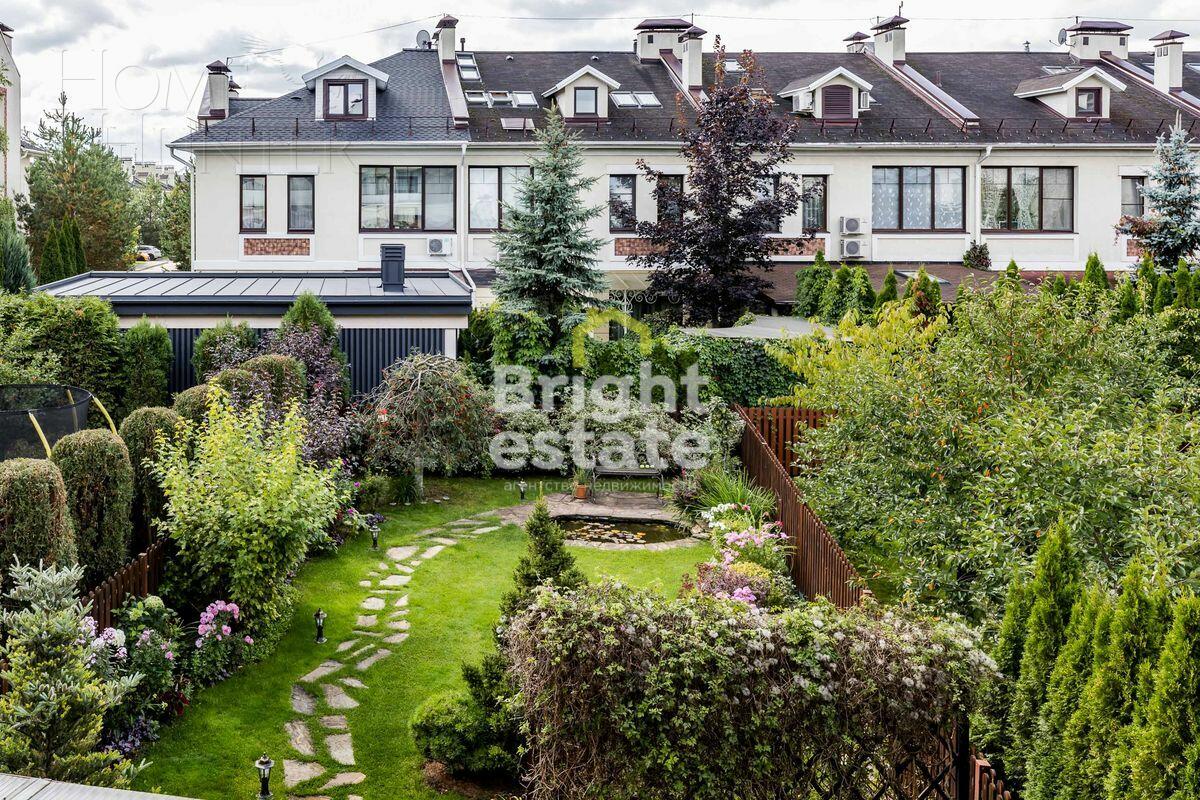 2-этажный таунхаус 220 м² с отделкой