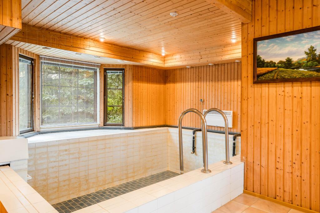 2-этажный коттедж 216 м² с отделкой