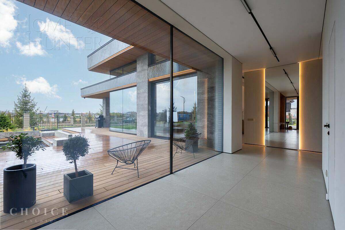 2-этажный коттедж 283 м² с отделкой