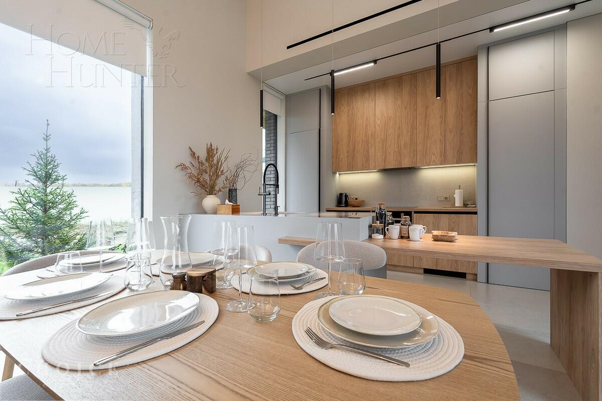 2-этажный коттедж 283 м² с отделкой