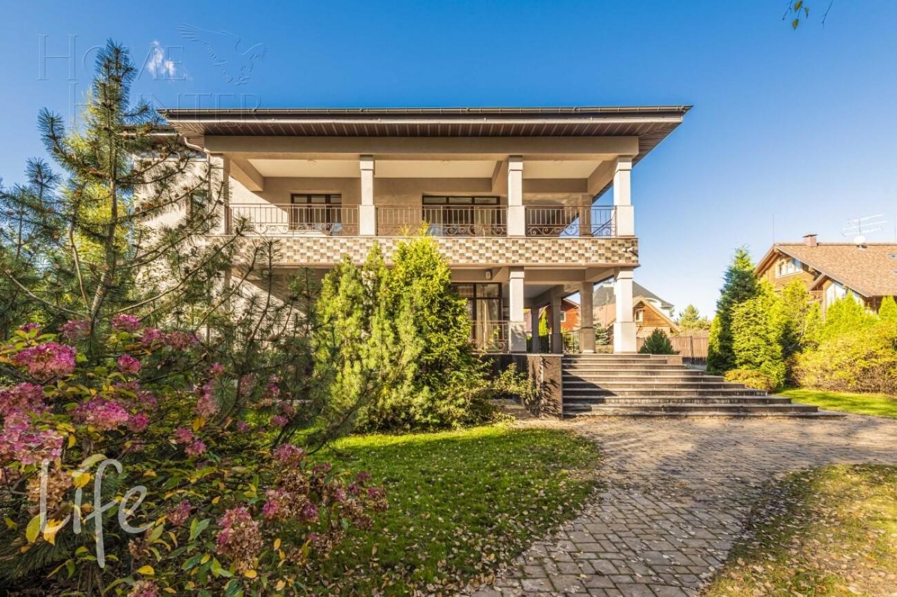 2-этажный коттедж 500 м² с отделкой