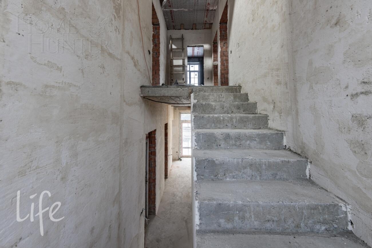 2-этажный коттедж 230 м² без отделки