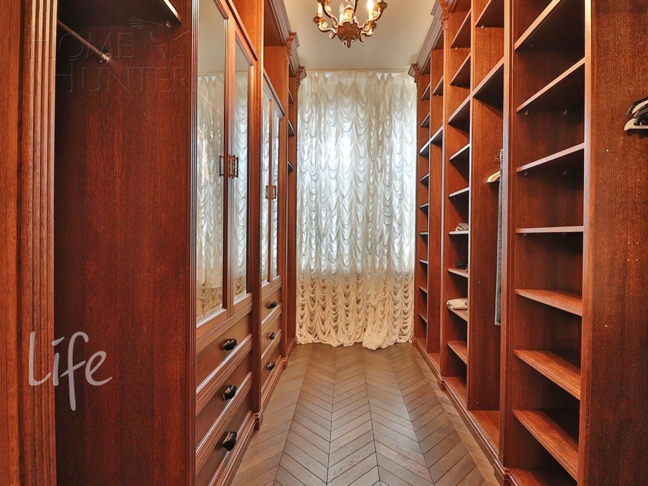 2-этажный коттедж 817 м² с отделкой