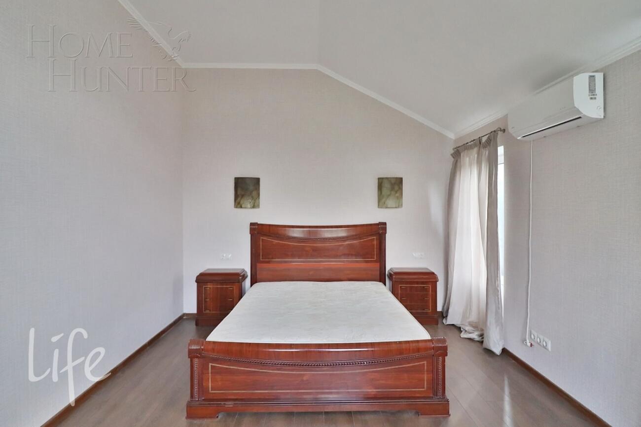 2-этажный коттедж 320 м² с отделкой