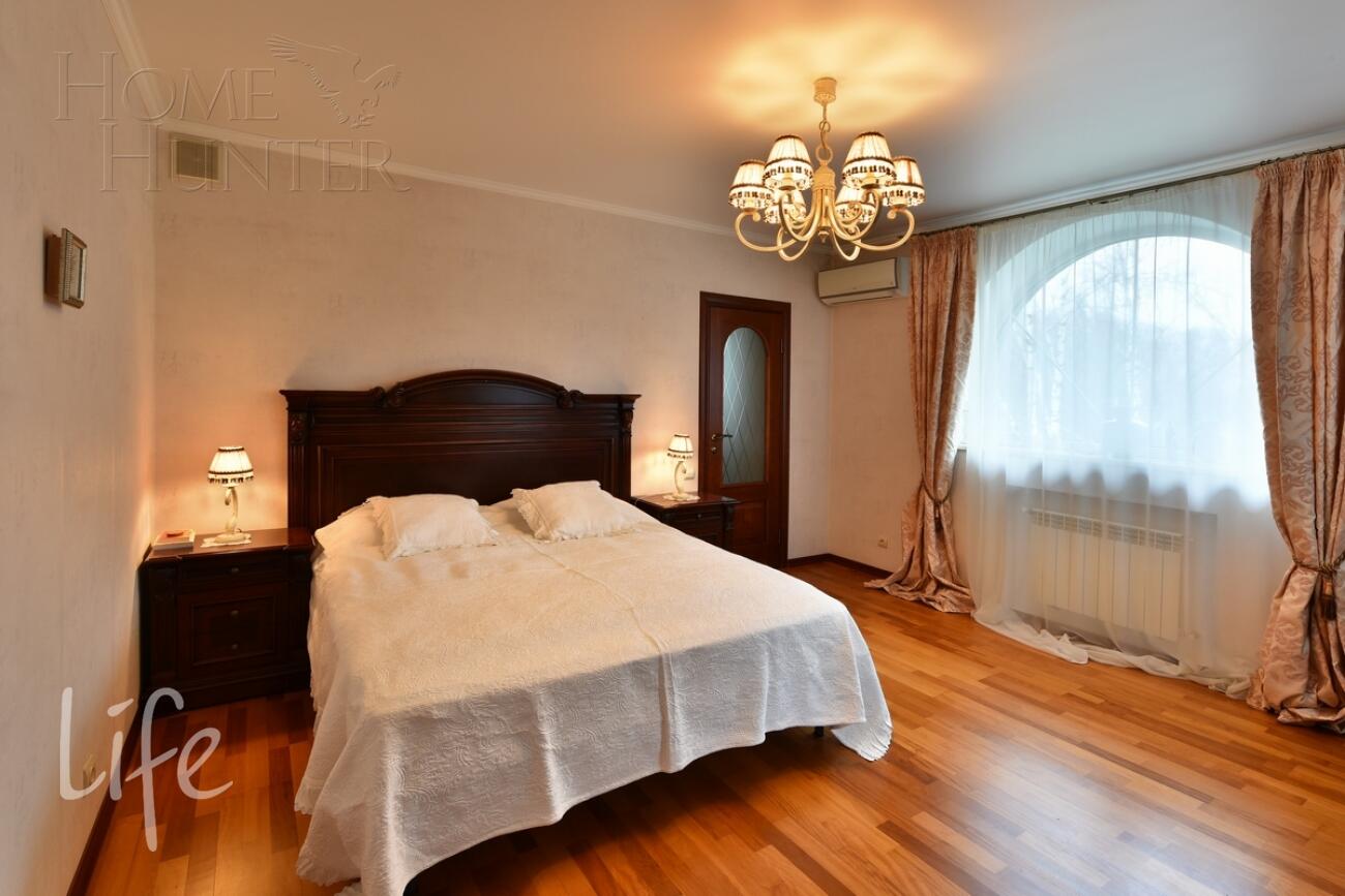 2-этажный коттедж 560 м² с отделкой