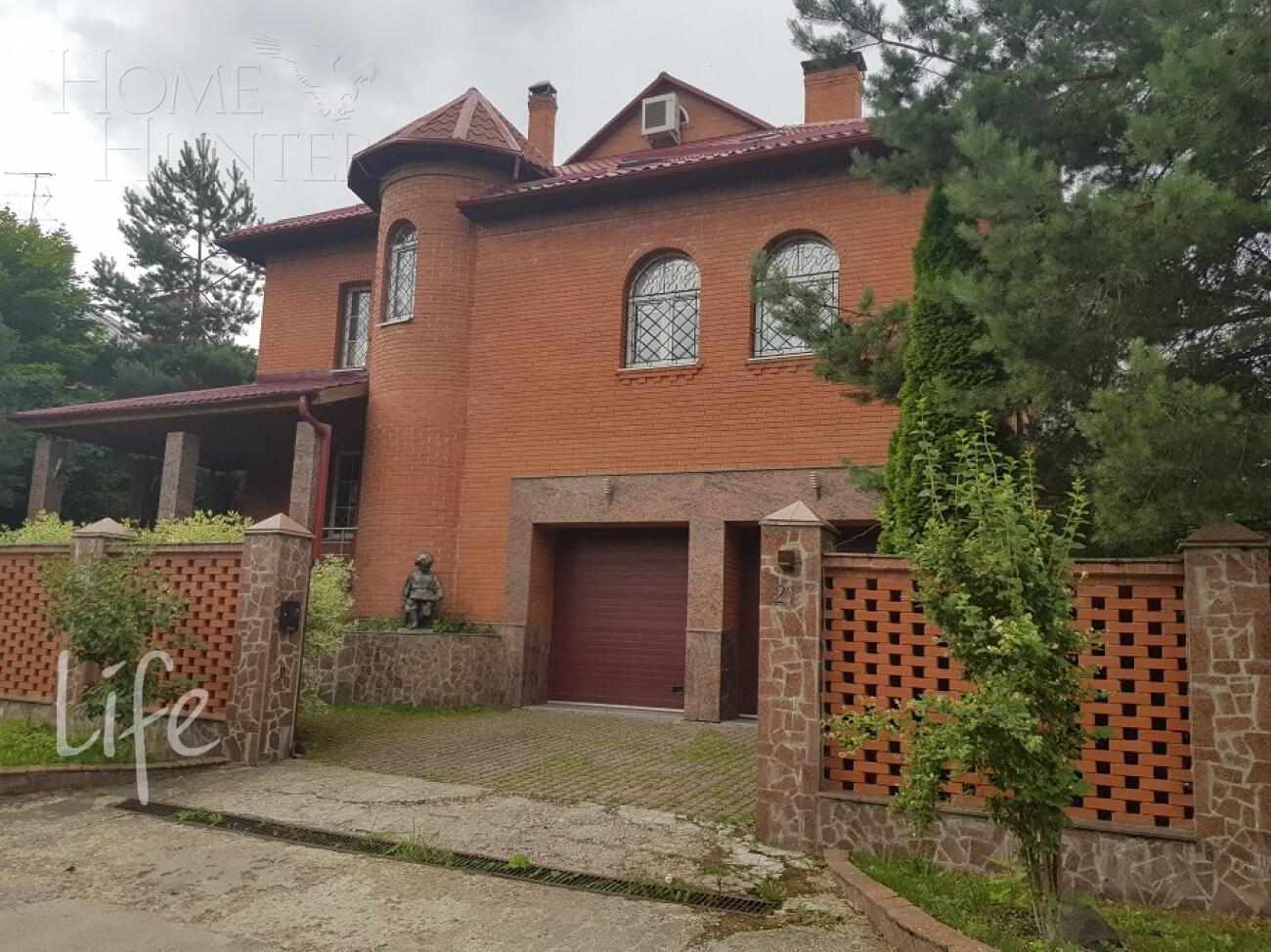 2-этажный коттедж 675 м² с отделкой