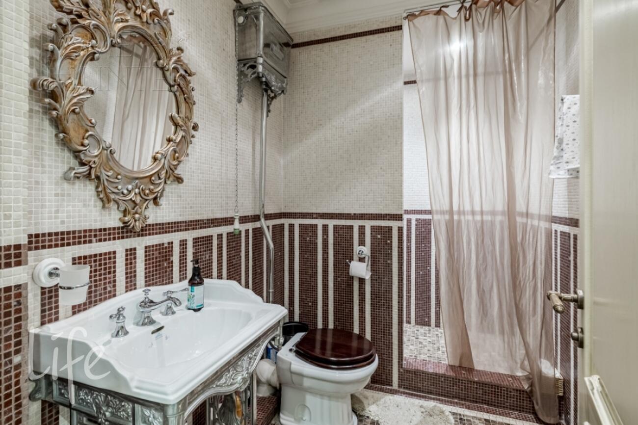 2-этажный коттедж 350 м² с отделкой