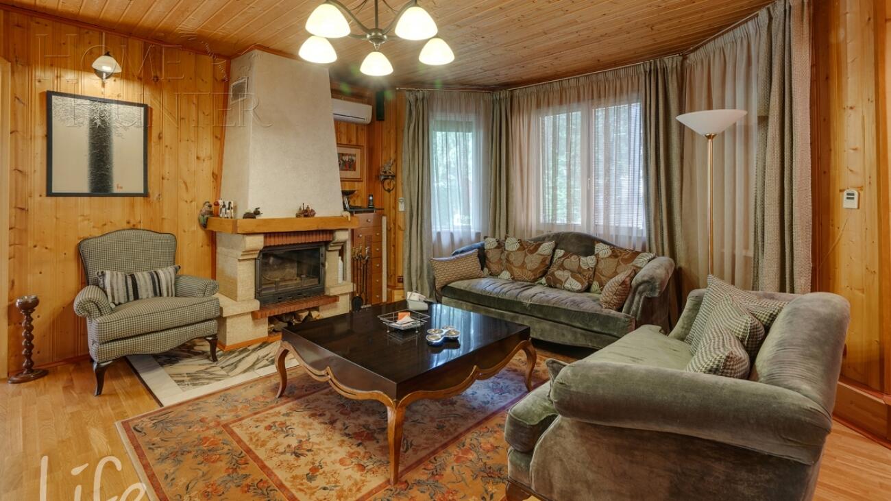 3-этажный коттедж 650 м² с отделкой