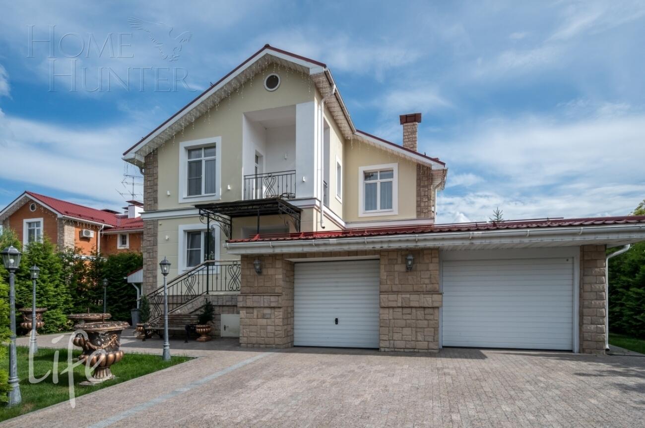 2-этажный коттедж 250 м² с отделкой