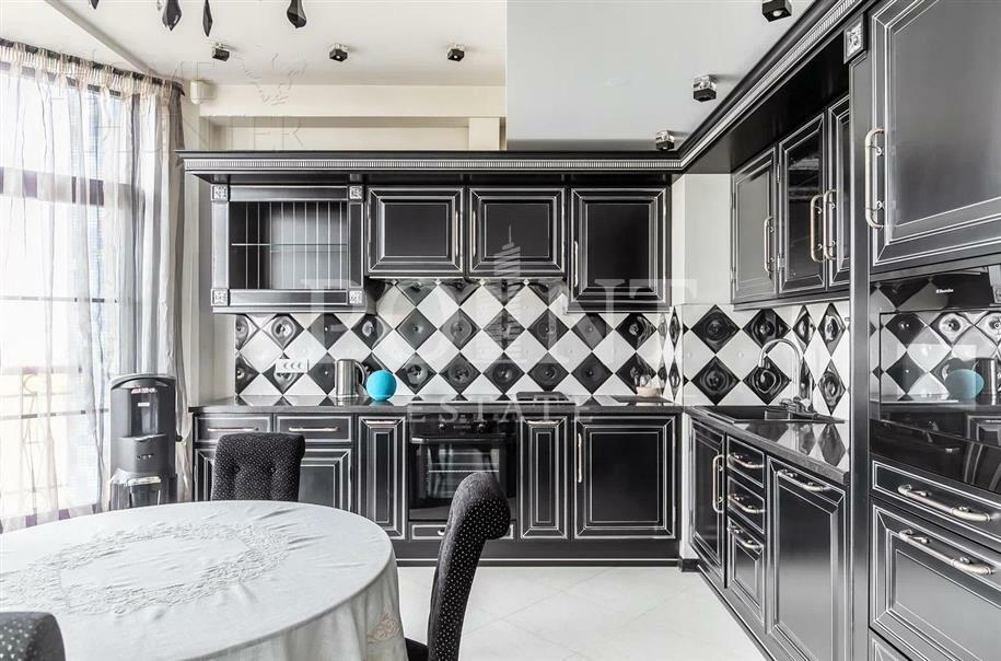 2-УРОВНЕВАЯ КВАРТИРА С ОТДЕЛКОЙ 205.5 М² НА 4 ЭТАЖЕ