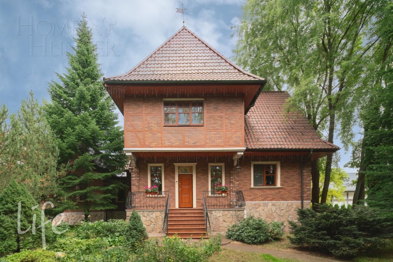 2-этажный коттедж 320 м² с отделкой