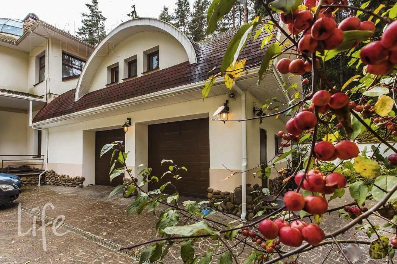 2-этажный коттедж 850 м² с отделкой