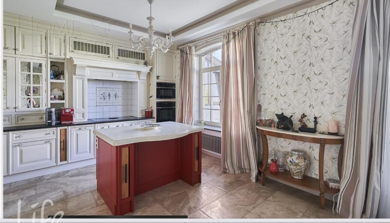 2-этажный таунхаус 233 м² с отделкой