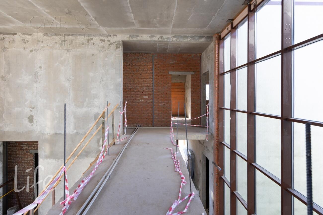 2-этажный коттедж 751.6 м² без отделки