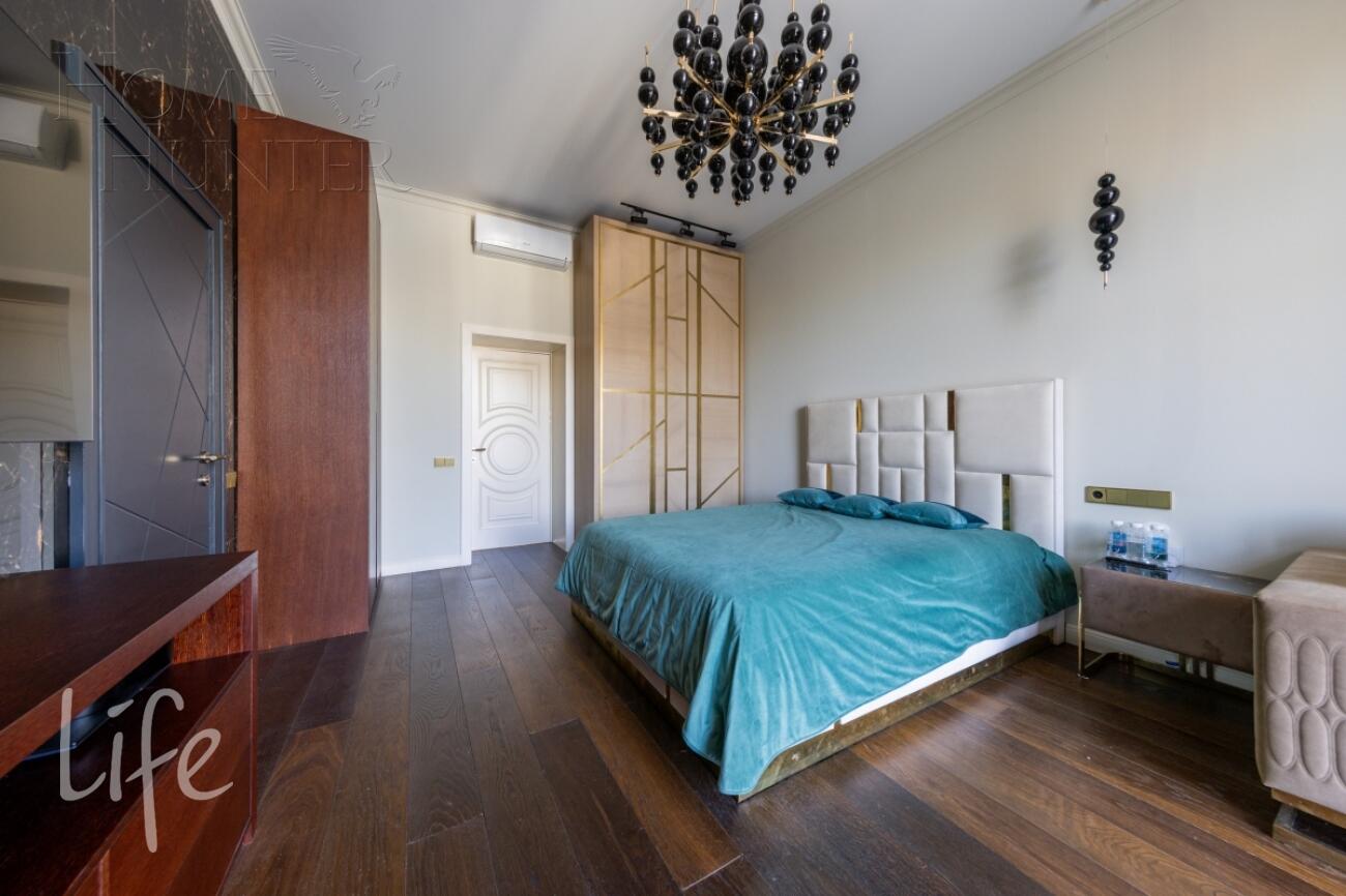 2-этажный коттедж 700 м² с отделкой