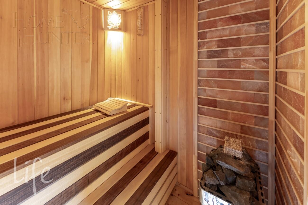 2-этажный таунхаус 250 м² с отделкой