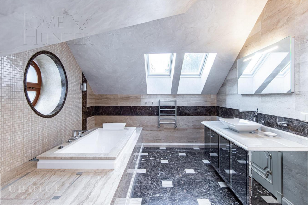 3-этажный коттедж 920 м² с отделкой