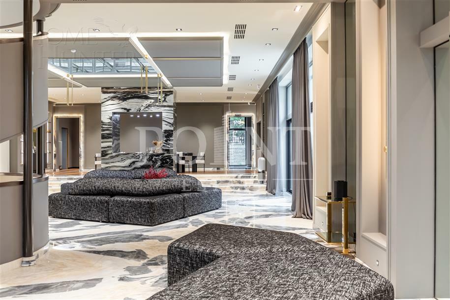 2-этажный коттедж 2 000 м² с отделкой