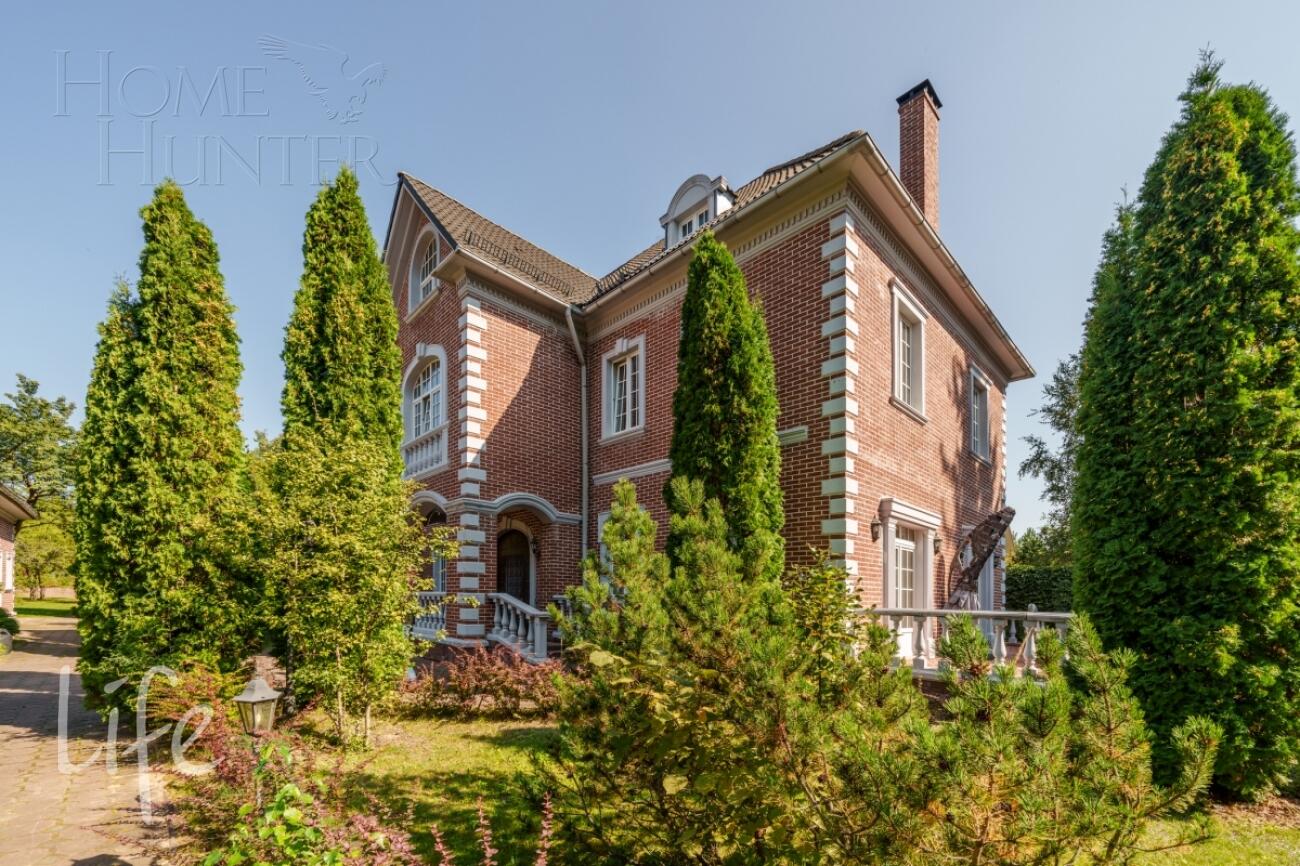 2-этажный коттедж 345 м² с отделкой