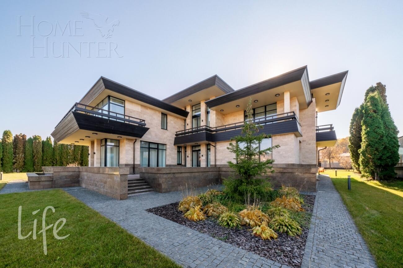 2-этажный коттедж 967.94 м² с отделкой