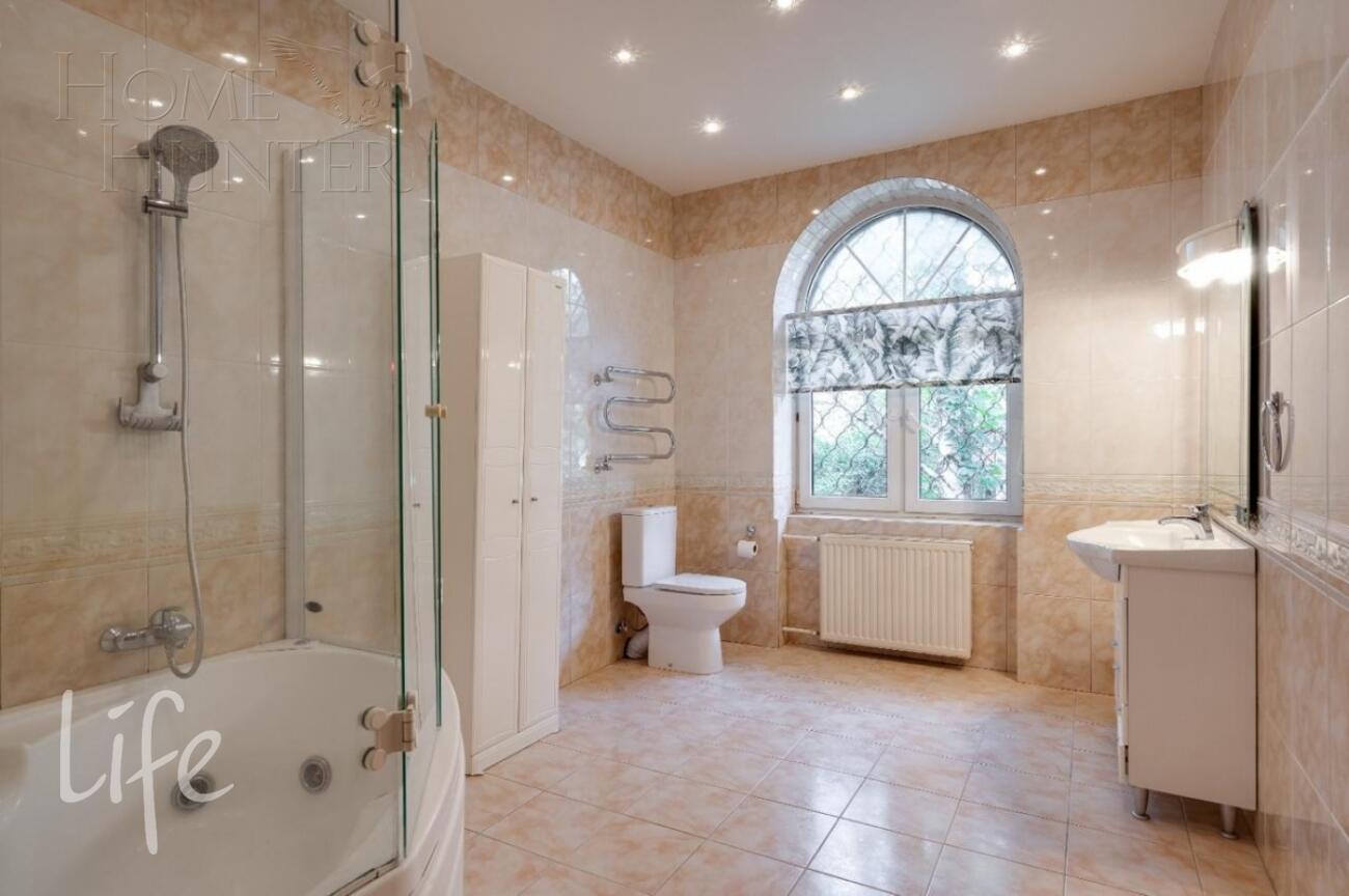 2-этажный коттедж 370 м² с отделкой