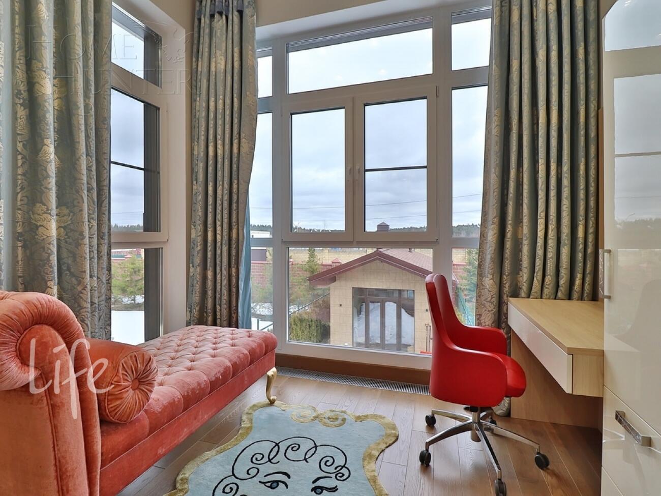 2-этажный таунхаус 290 м² с отделкой