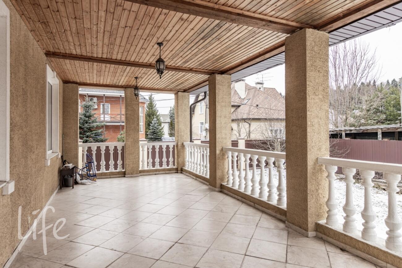 2-этажный коттедж 370 м² с отделкой