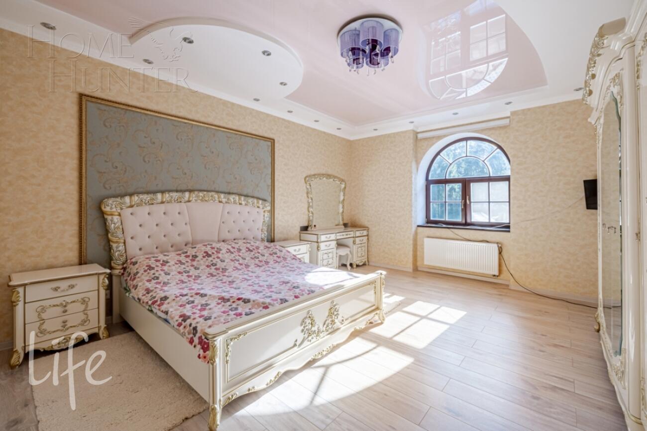 2-этажный коттедж 450 м² с отделкой