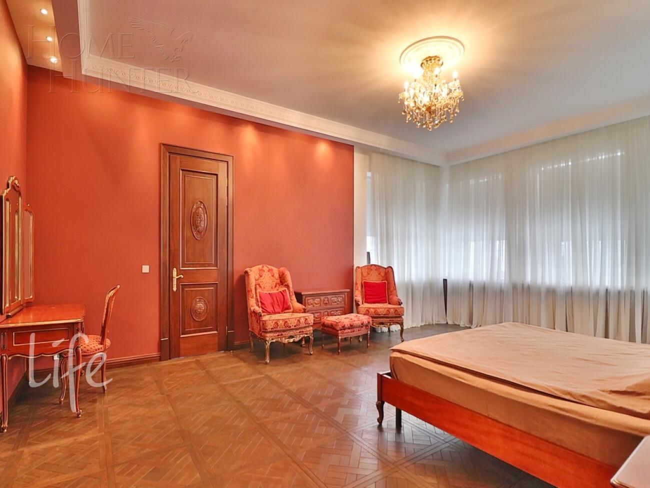 2-этажный коттедж 817 м² с отделкой