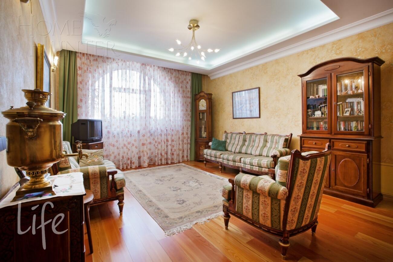 2-этажный коттедж 916 м² с отделкой