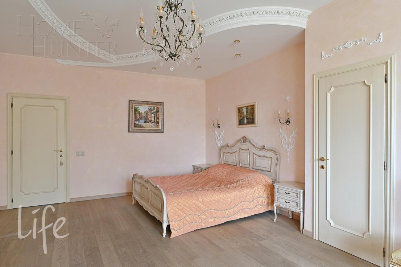 2-этажный коттедж 500 м² с отделкой