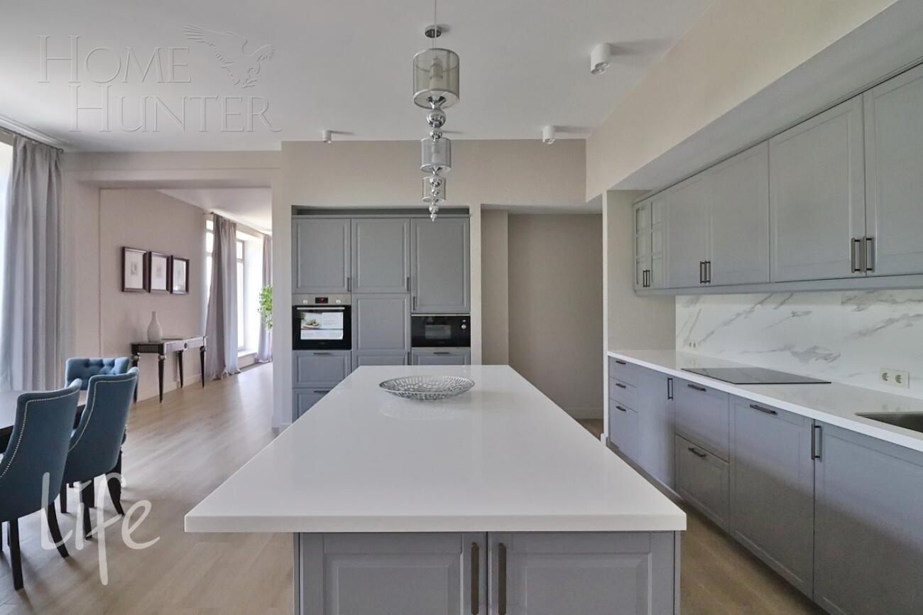 2-этажный коттедж 423 м² с отделкой