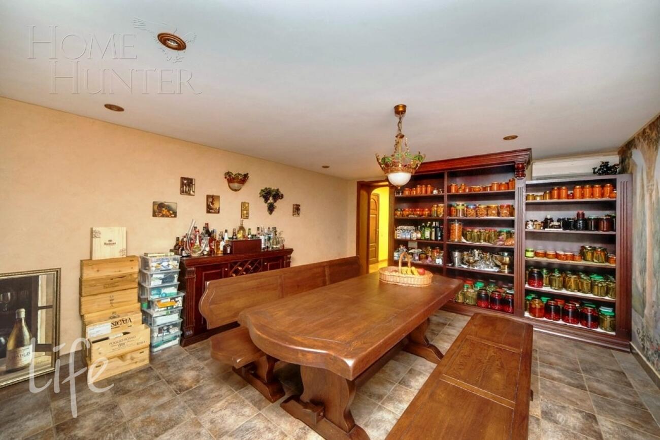 2-этажный коттедж 800 м² с отделкой