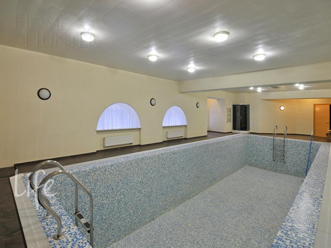 2-этажный коттедж 860 м² с отделкой