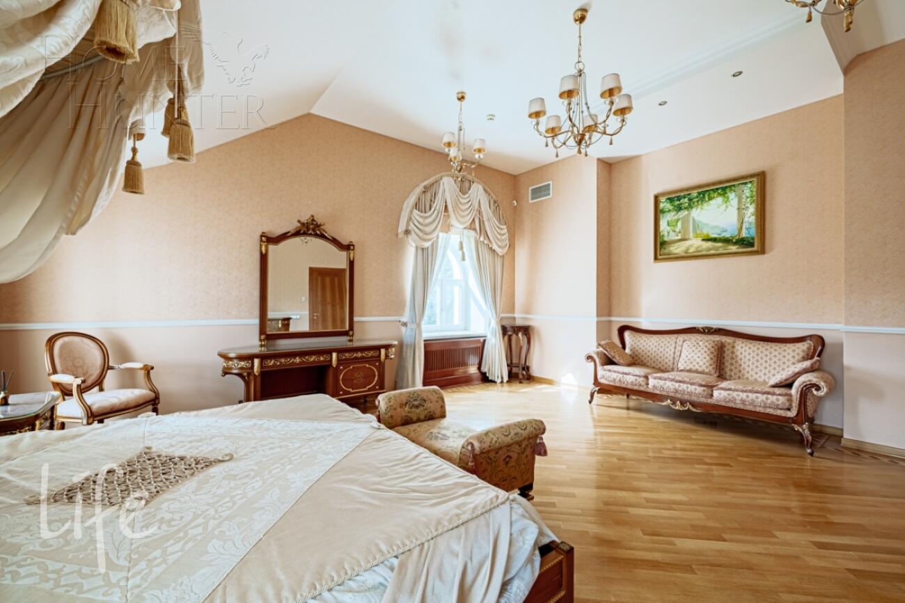 2-этажный коттедж 700 м² с отделкой