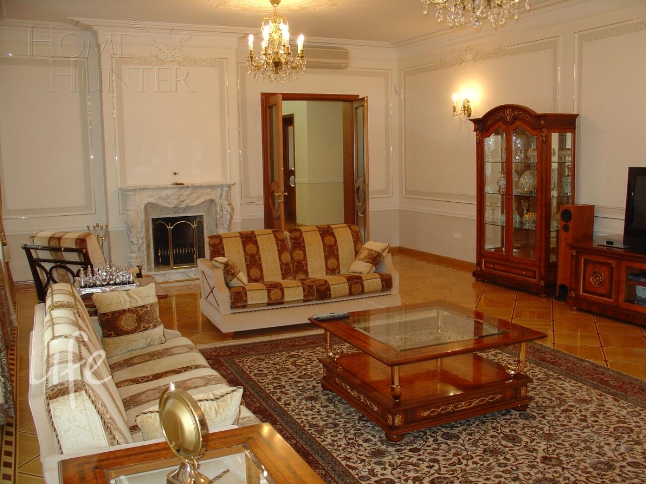 2-этажный коттедж 885 м² с отделкой