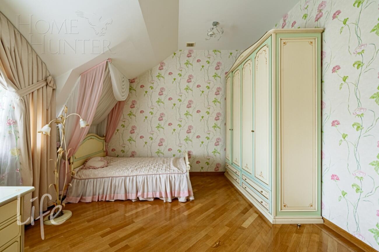 2-этажный коттедж 700 м² с отделкой