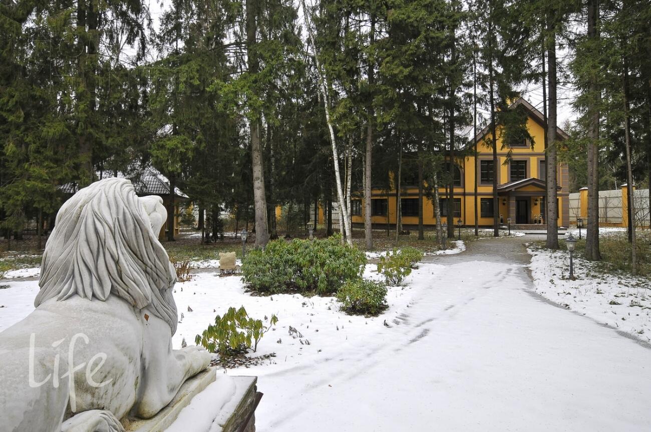 2-этажный коттедж 1 500 м² с отделкой