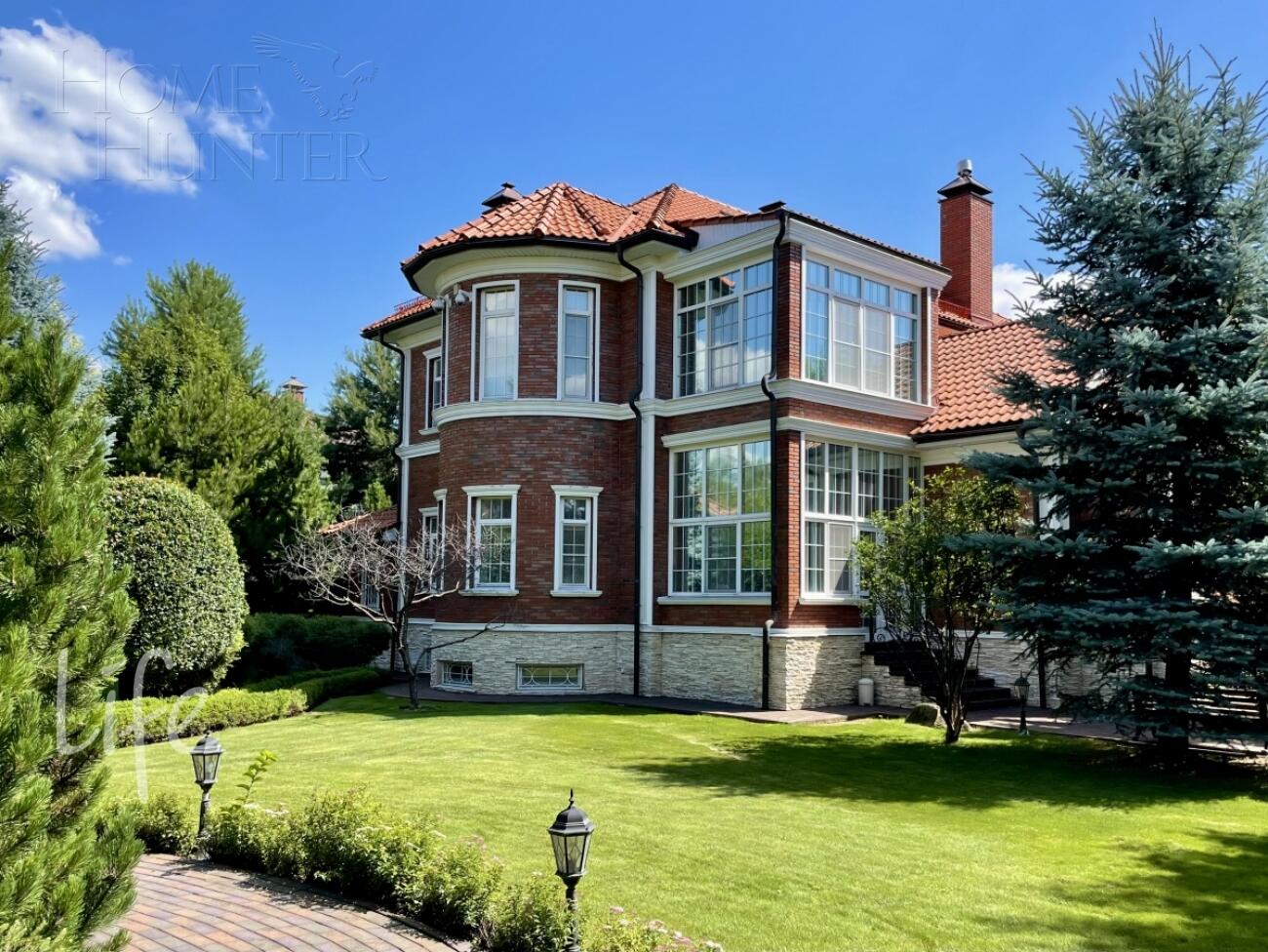 2-этажный коттедж 560 м² с отделкой