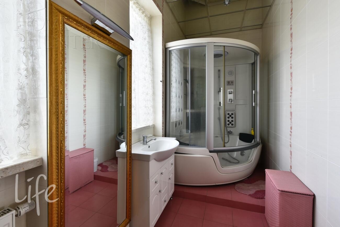 3-этажный коттедж 750 м² с отделкой