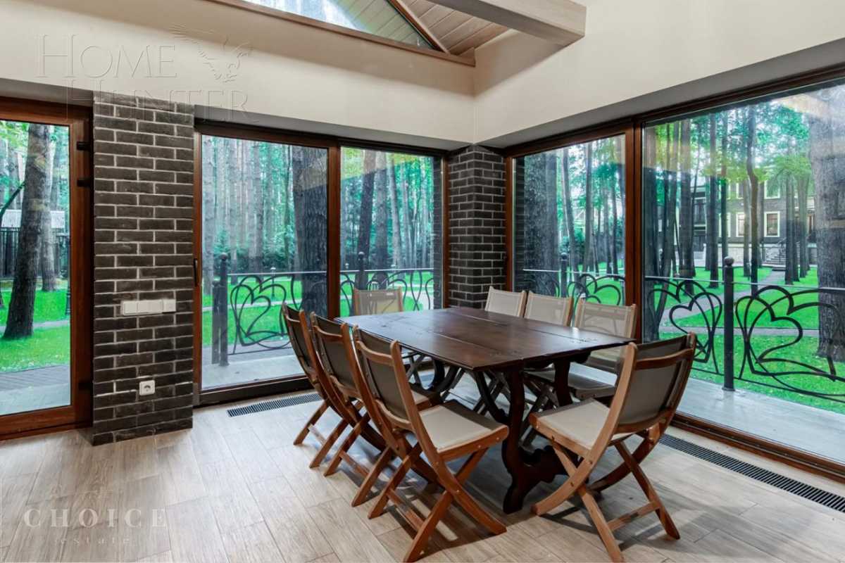 3-этажный коттедж 920 м² с отделкой