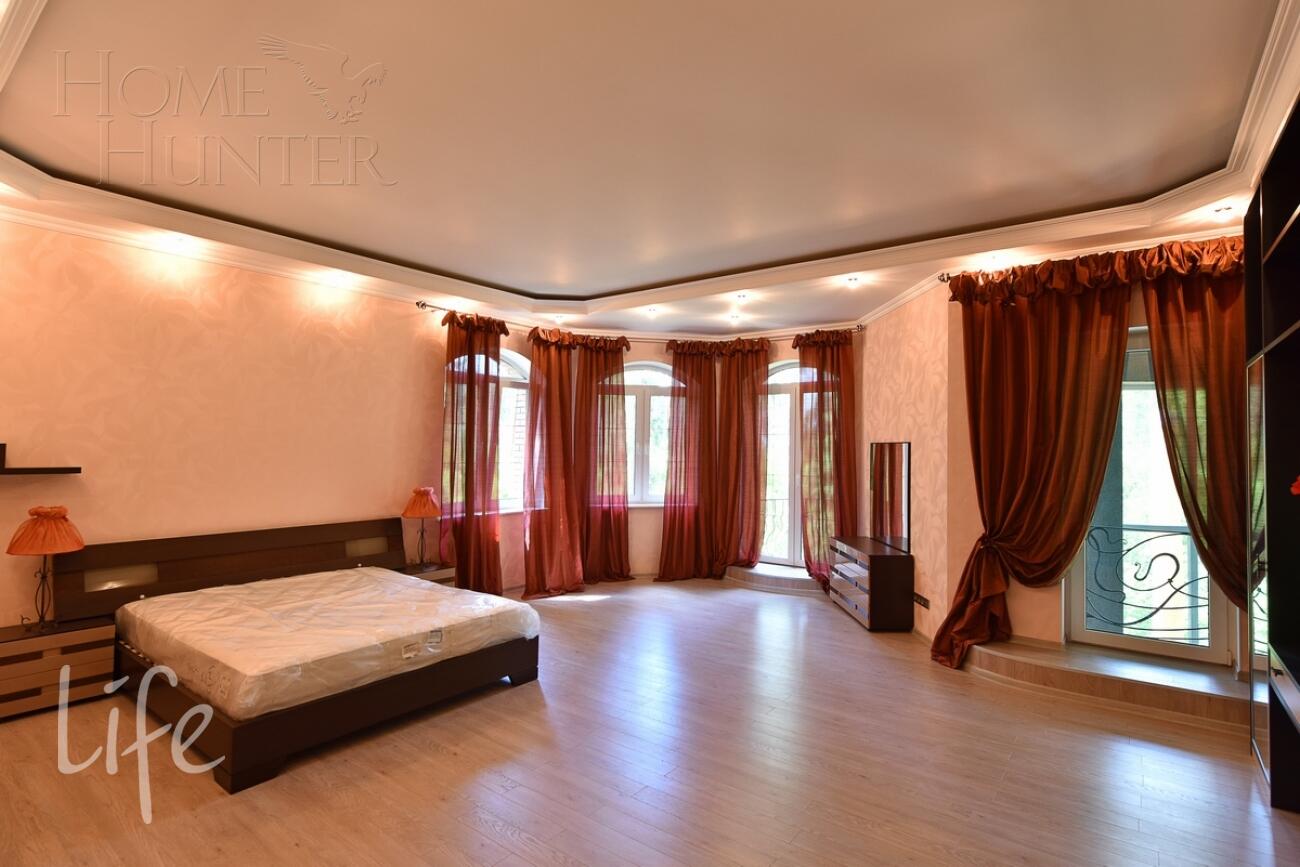 2-этажный коттедж 1 500 м² с отделкой