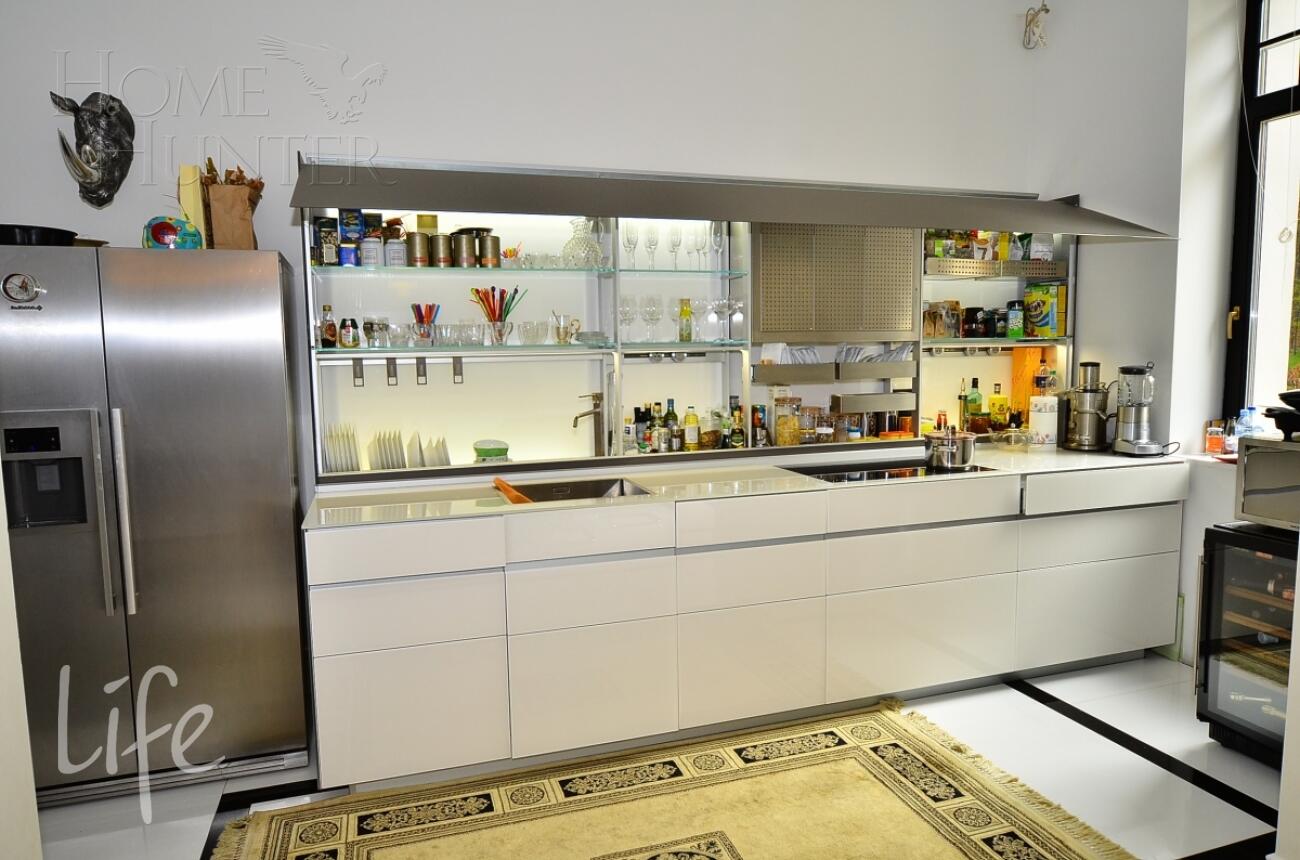 2-этажный коттедж 1 372 м² с отделкой