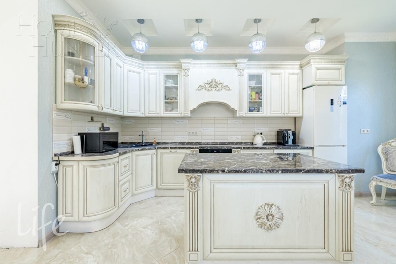 2-этажный коттедж 450 м² с отделкой